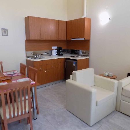Rhodon House Apartment Skiathos Town Exterior photo