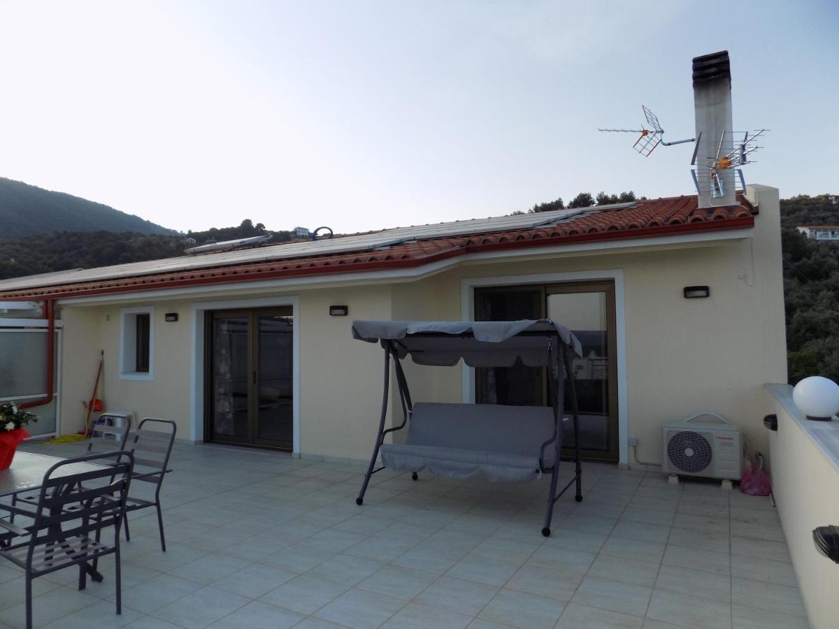 Rhodon House Apartment Skiathos Town Exterior photo