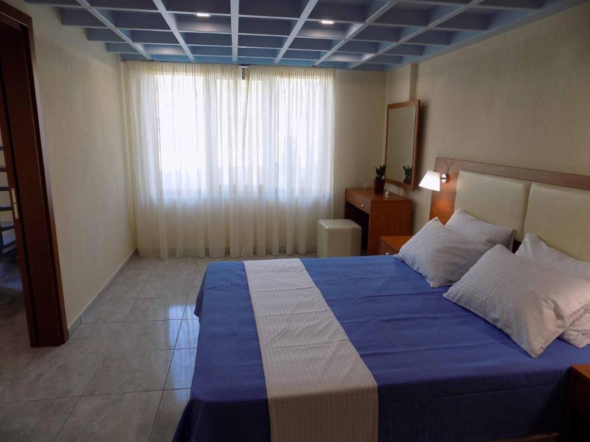 Rhodon House Apartment Skiathos Town Exterior photo